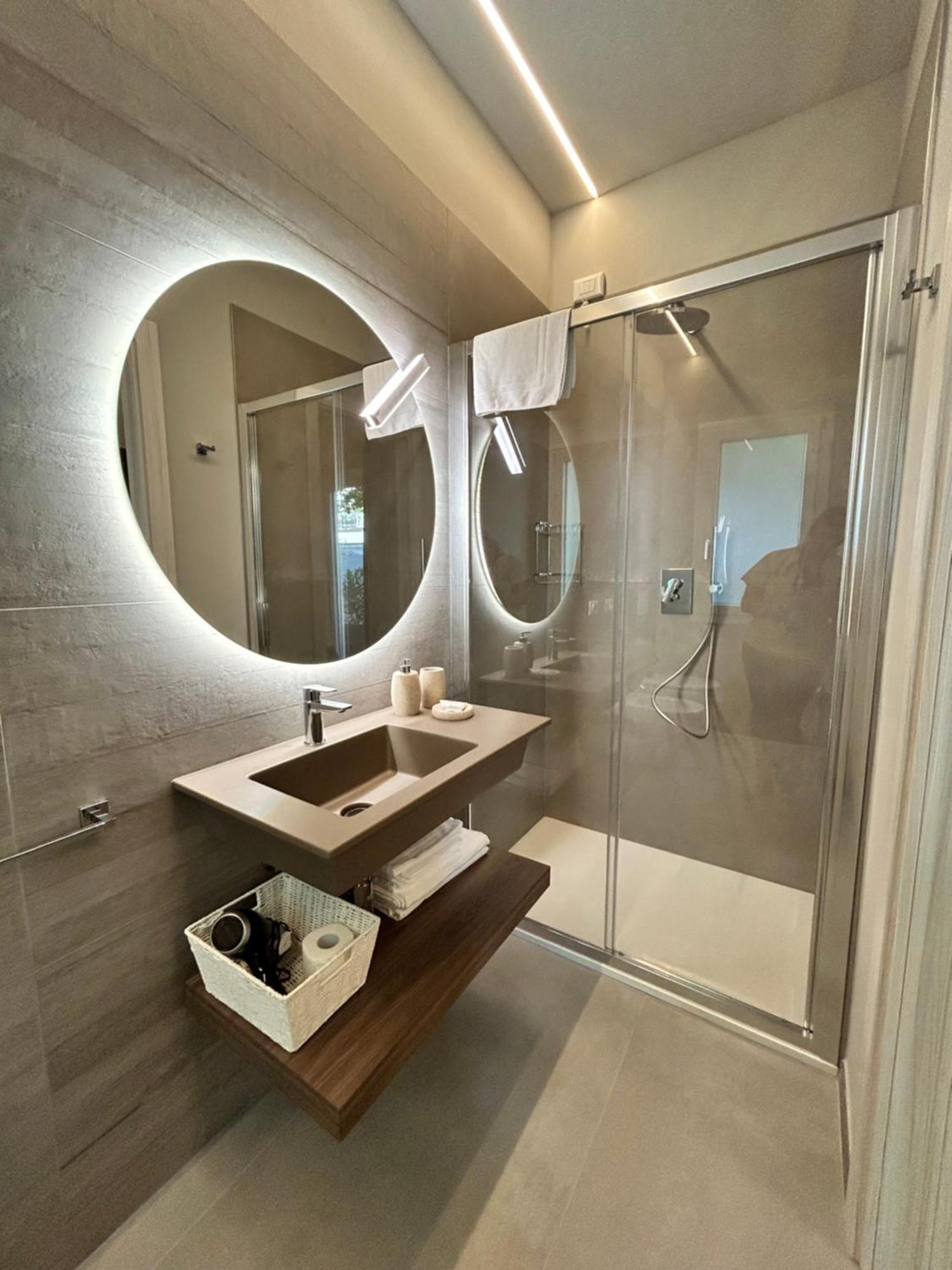 Anastasi Hotel E Residence Червия Экстерьер фото